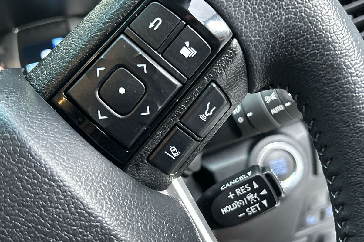 2024 Toyota Hilux SR5 48V GUN126R 4X4