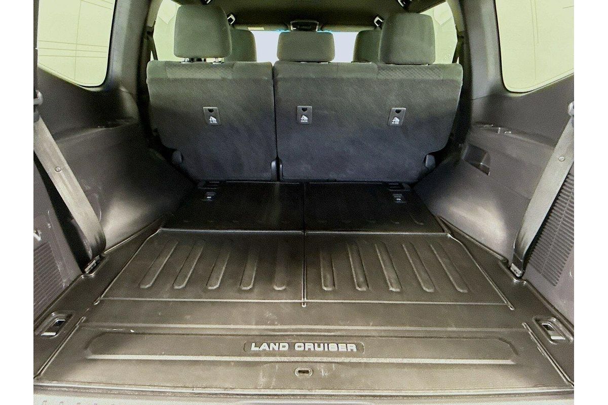 2023 Toyota Landcruiser GXL FJA300R