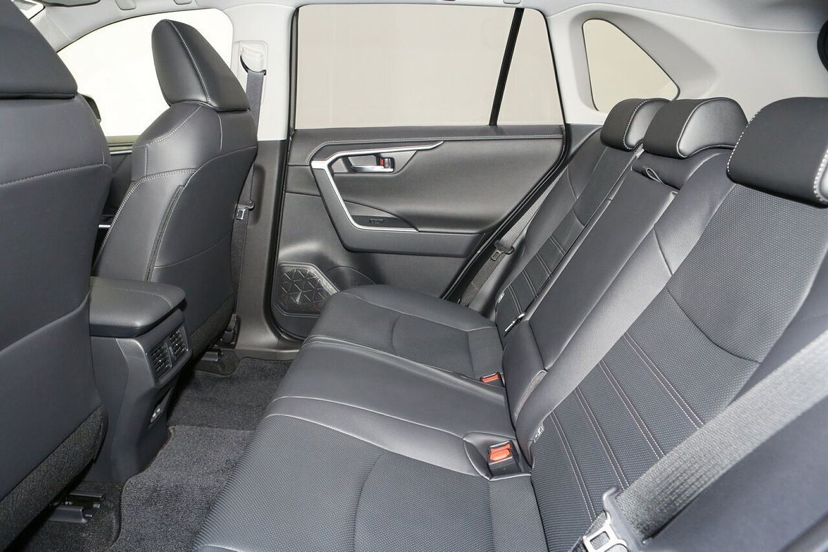 2025 Toyota RAV4 Cruiser AXAH54R