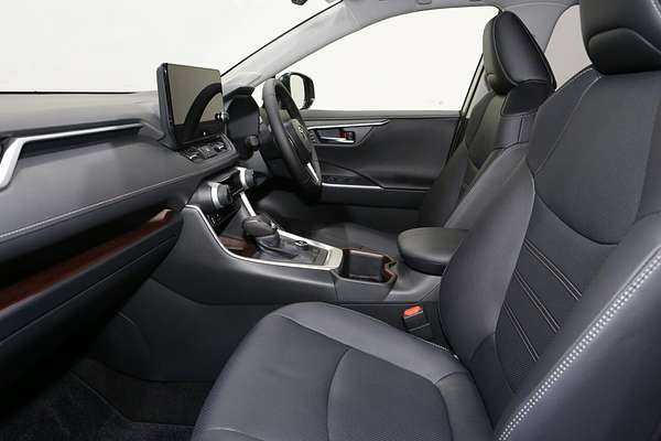 2025 Toyota RAV4 Cruiser AXAH54R