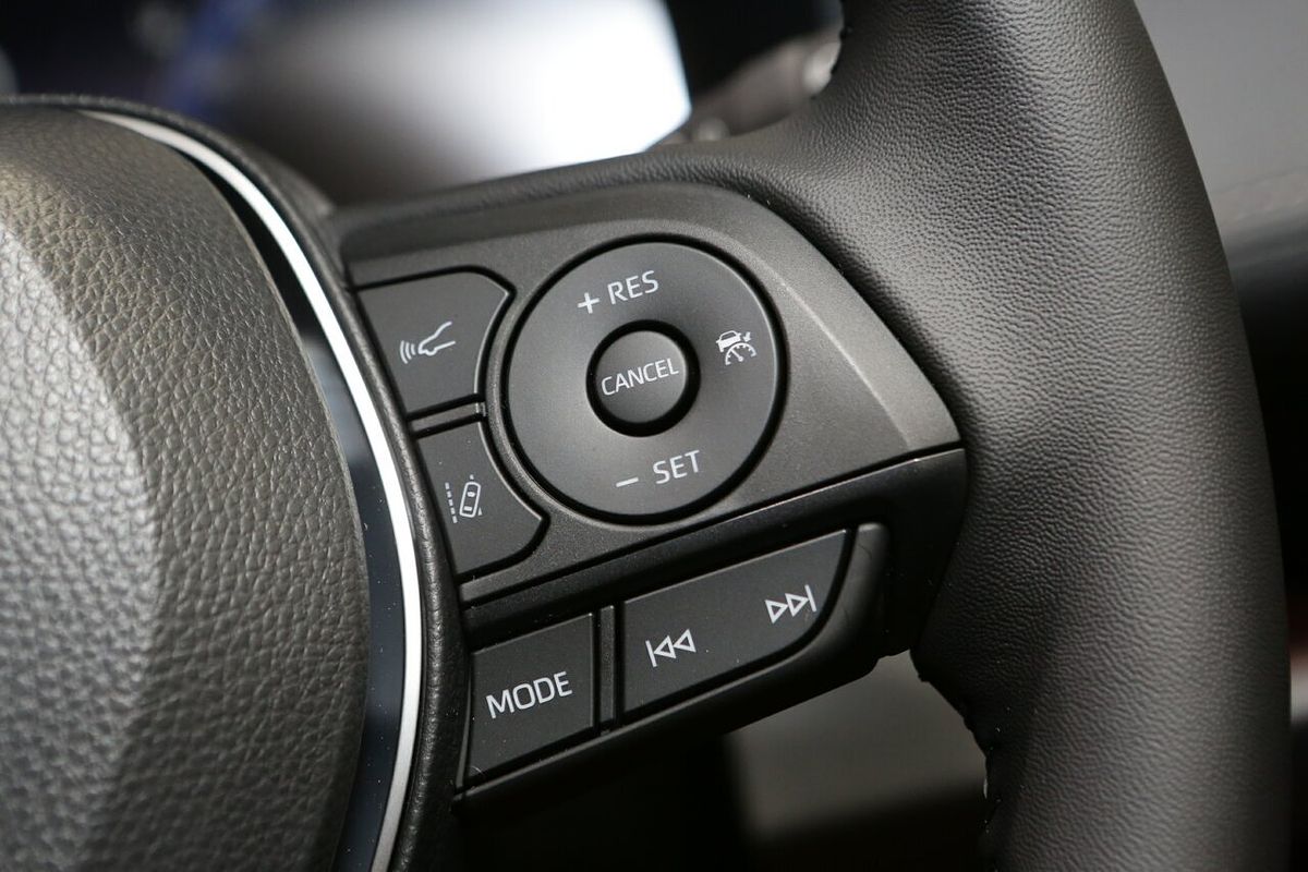 2025 Toyota RAV4 Cruiser AXAH54R