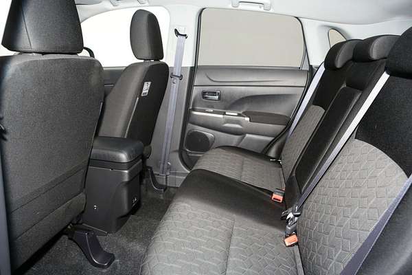 2024 Mitsubishi ASX LS XD