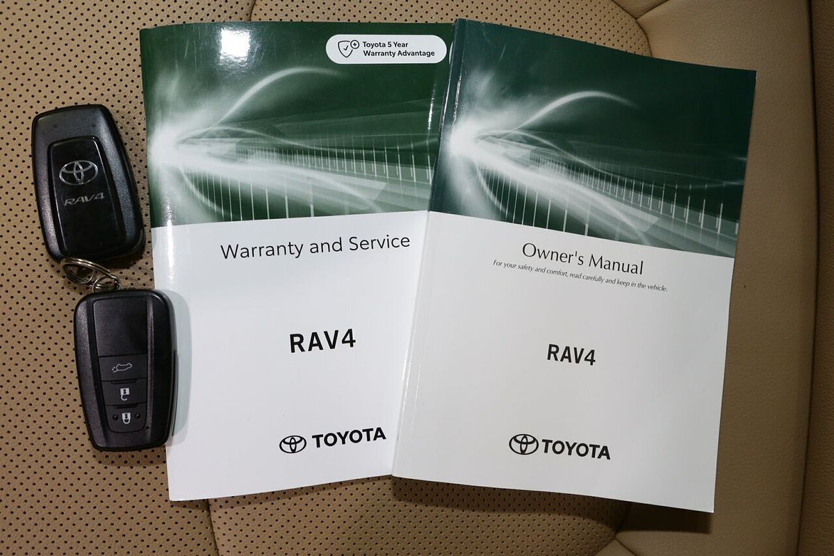 2024 Toyota RAV4 Cruiser AXAH52R
