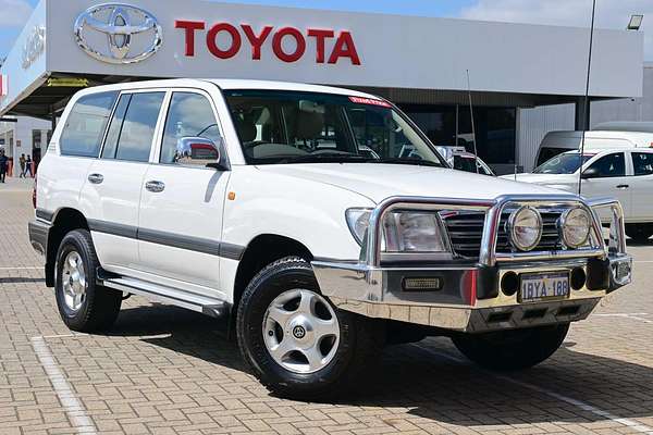 2005 Toyota Landcruiser GXL HDJ100R