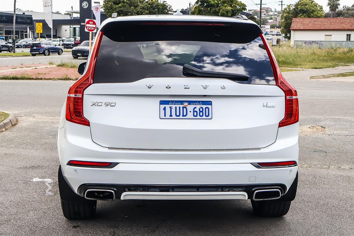 2021 Volvo XC90 Recharge Plug-In Hybrid