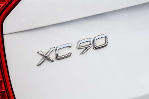 2021 Volvo XC90 Recharge Plug-In Hybrid