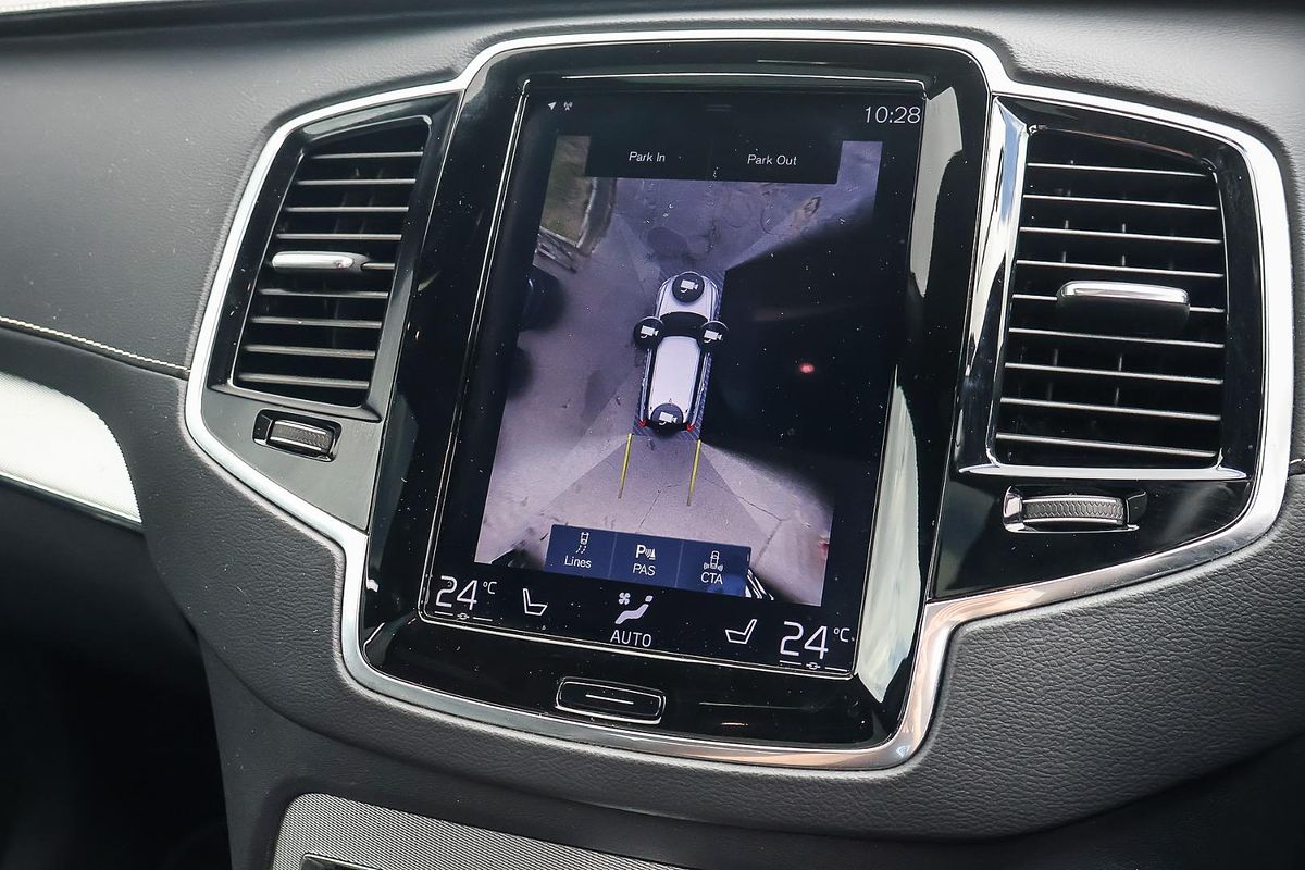 2021 Volvo XC90 Recharge Plug-In Hybrid