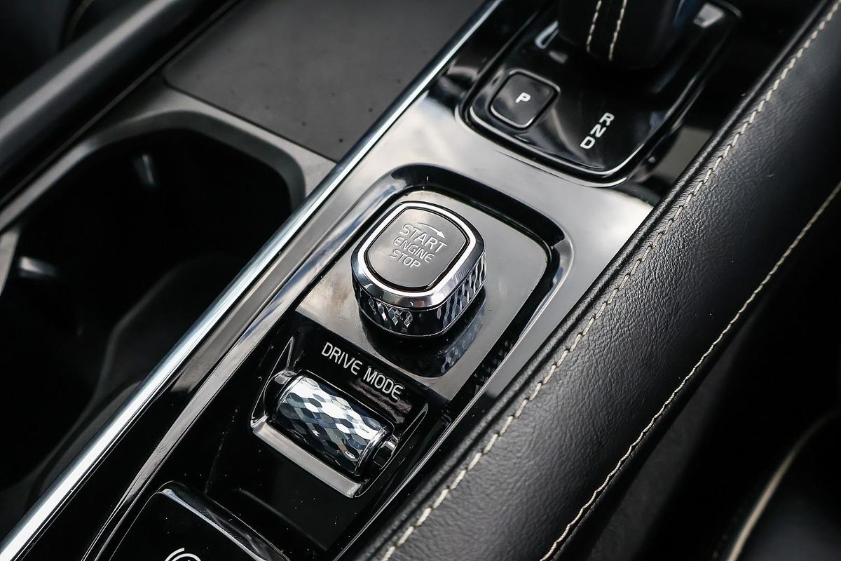 2021 Volvo XC90 Recharge Plug-In Hybrid