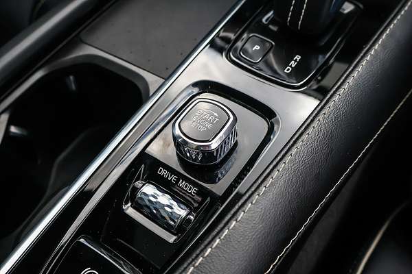 2021 Volvo XC90 Recharge Plug-In Hybrid