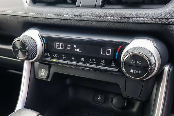 2020 Toyota RAV4 GX AXAH52R