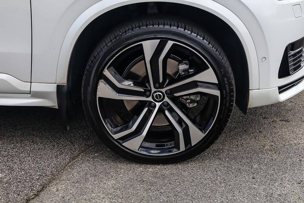 2021 Volvo XC90 Recharge Plug-In Hybrid