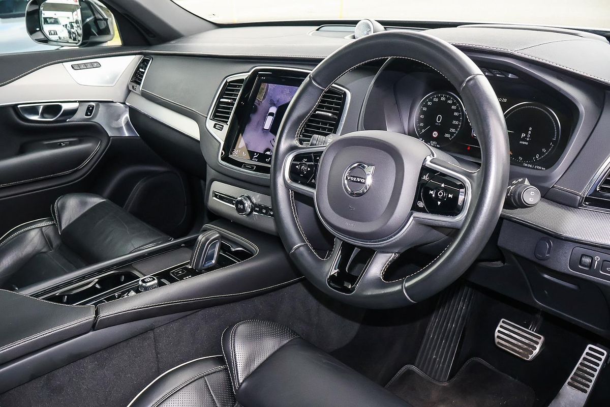 2021 Volvo XC90 Recharge Plug-In Hybrid
