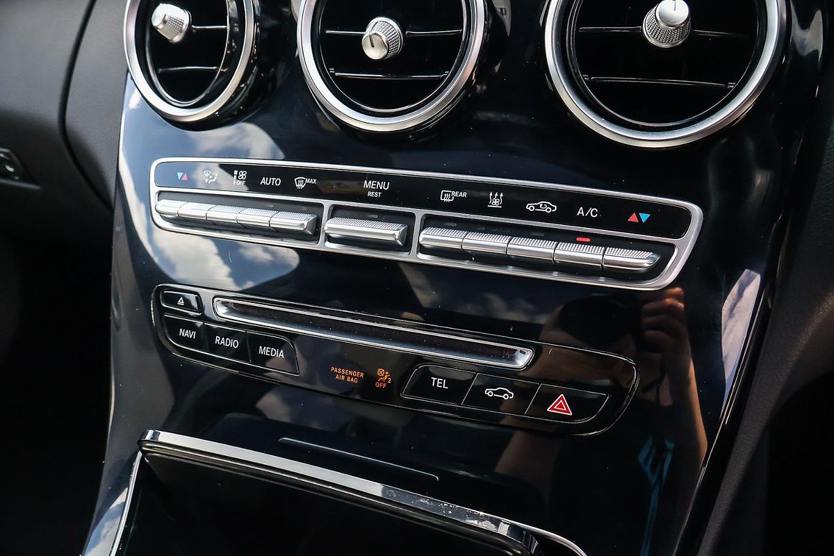 2017 Mercedes-Benz C-Class C350 e W205