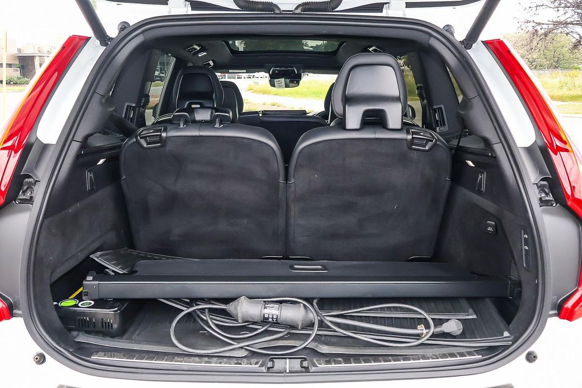 2021 Volvo XC90 Recharge Plug-In Hybrid