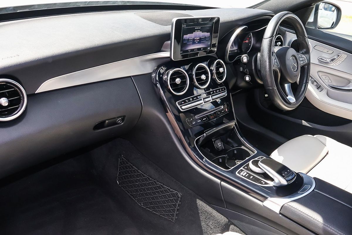 2017 Mercedes-Benz C-Class C350 e W205