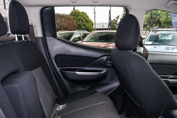 2021 Mitsubishi Triton GLS MR 4X4