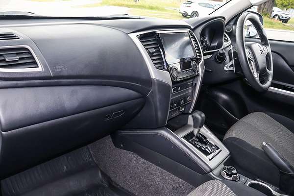 2021 Mitsubishi Triton GLS MR 4X4