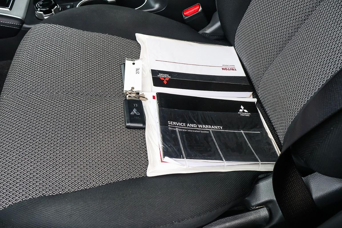 2021 Mitsubishi Triton GLS MR 4X4