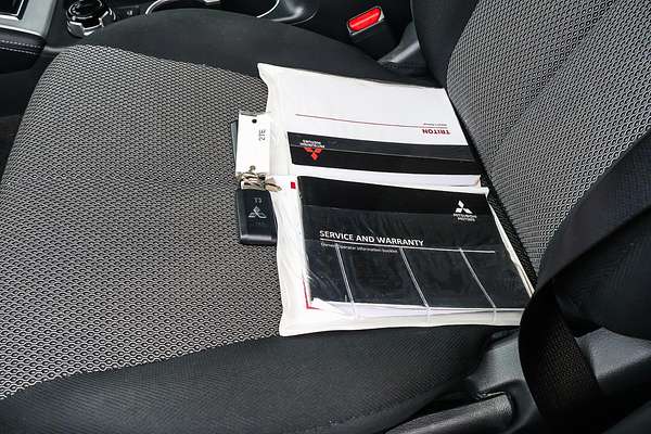 2021 Mitsubishi Triton GLS MR 4X4