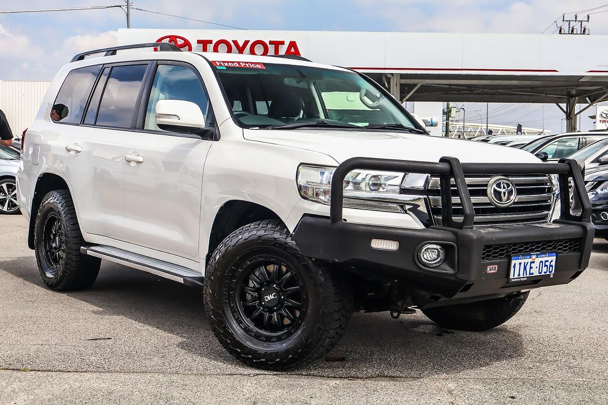 2017 Toyota Landcruiser GXL VDJ200R