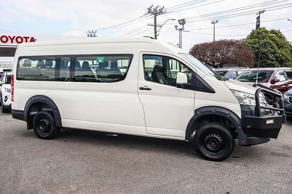 2022 Toyota Hiace Commuter GDH322R ELWB High Roof