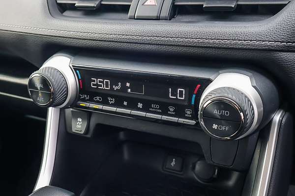 2020 Toyota RAV4 GX AXAH52R