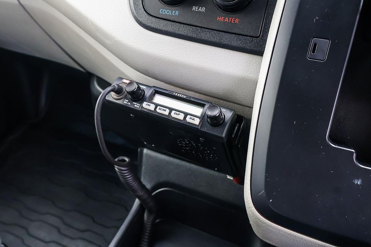 2022 Toyota Hiace Commuter GDH322R ELWB High Roof