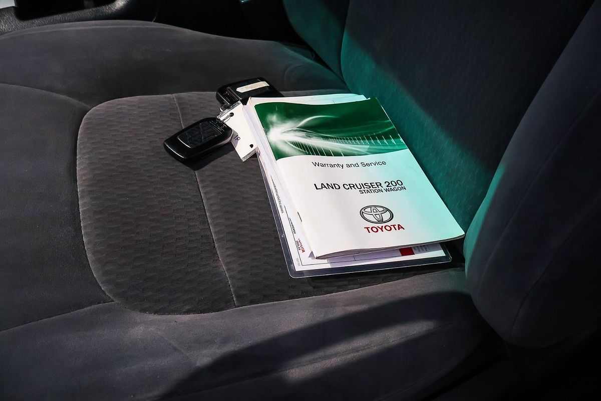 2017 Toyota Landcruiser GXL VDJ200R