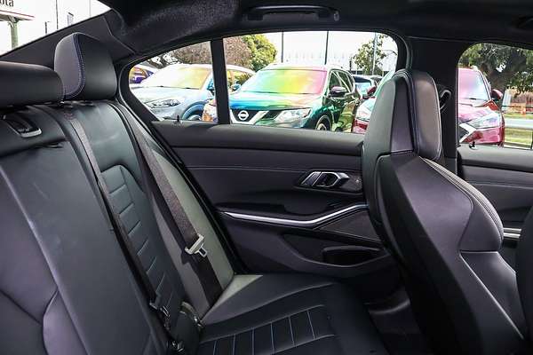 2023 BMW 3 Series 330i M Sport G20 LCI