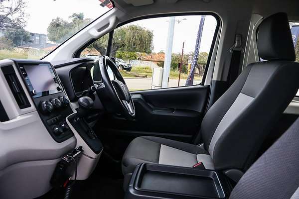 2022 Toyota Hiace Commuter GDH322R ELWB High Roof