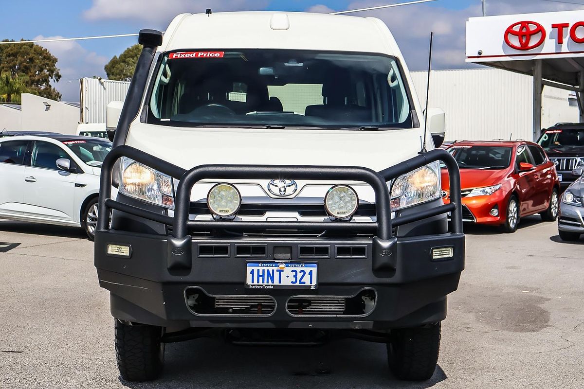 2021 Toyota Hiace Commuter GDH322R ELWB High Roof