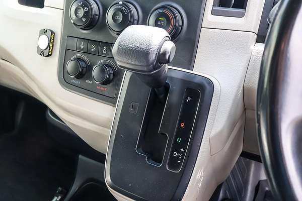 2021 Toyota Hiace Commuter GDH322R ELWB High Roof