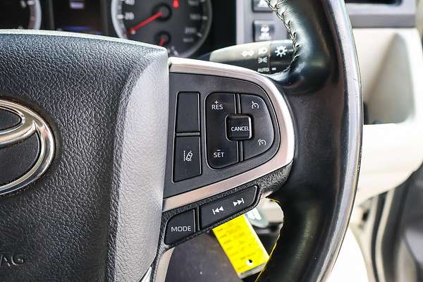 2021 Toyota Hiace Commuter GDH322R ELWB High Roof