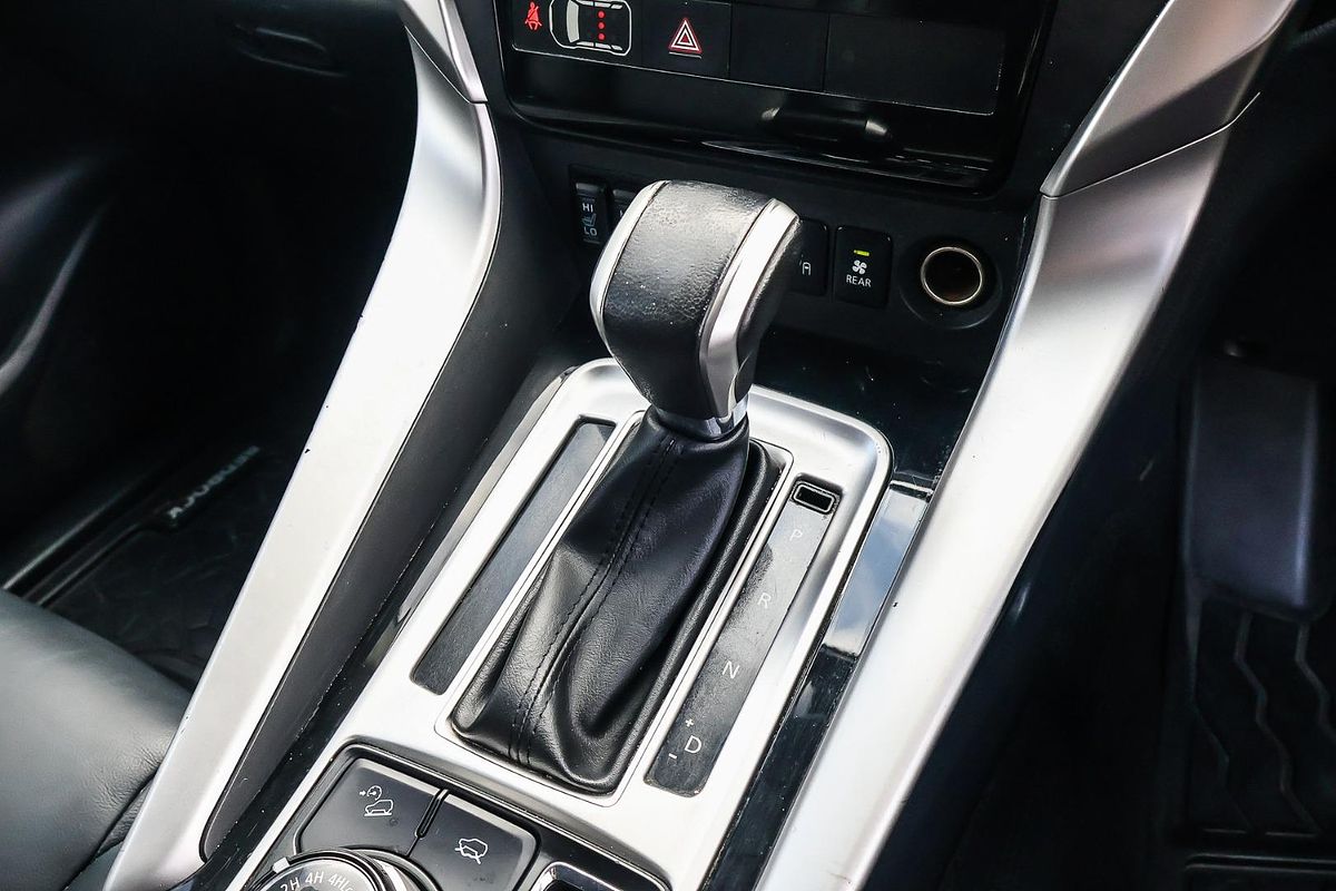 2017 Mitsubishi Pajero Sport Exceed QE