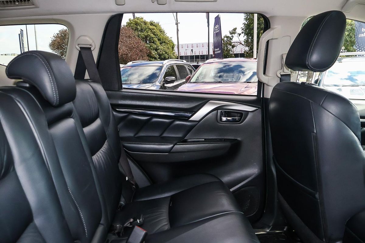 2017 Mitsubishi Pajero Sport Exceed QE