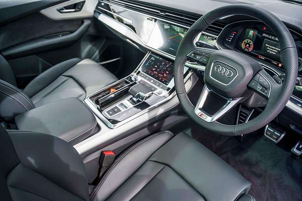 2025 Audi Q7 50 TDI S line 4M