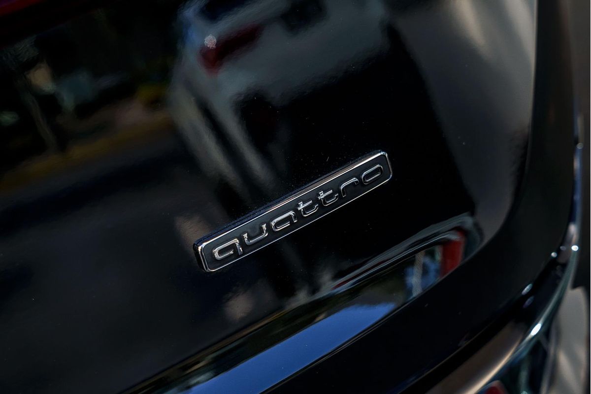 2025 Audi Q7 50 TDI S line 4M