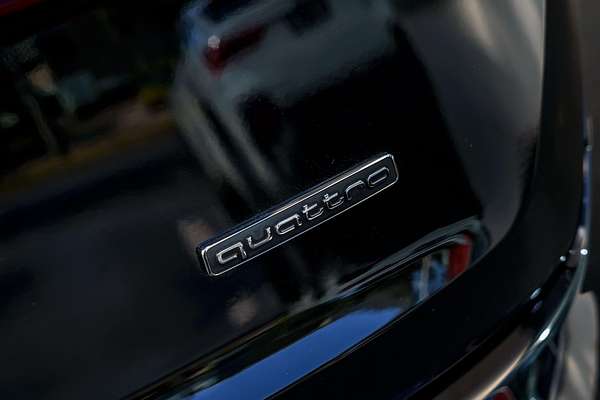 2025 Audi Q7 50 TDI S line 4M