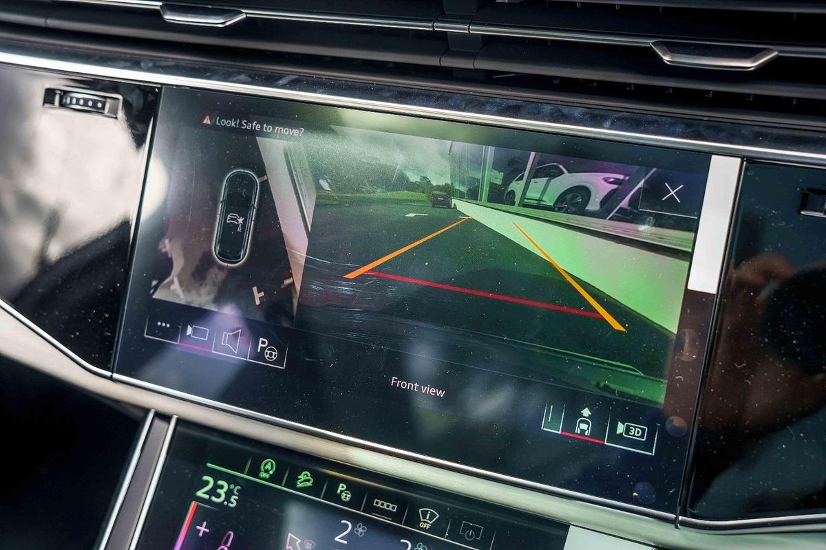 2025 Audi Q7 50 TDI S line 4M