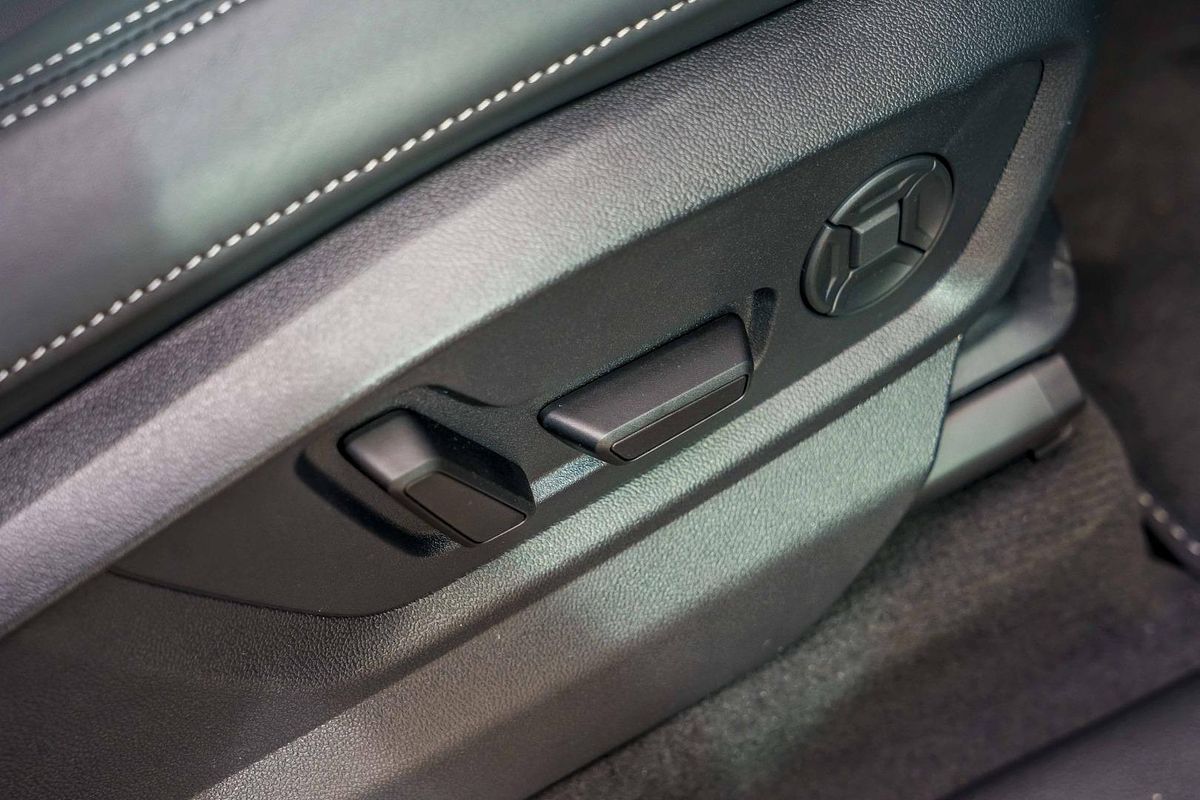 2025 Audi Q7 50 TDI S line 4M