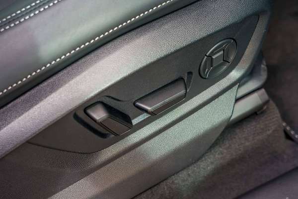 2025 Audi Q7 50 TDI S line 4M