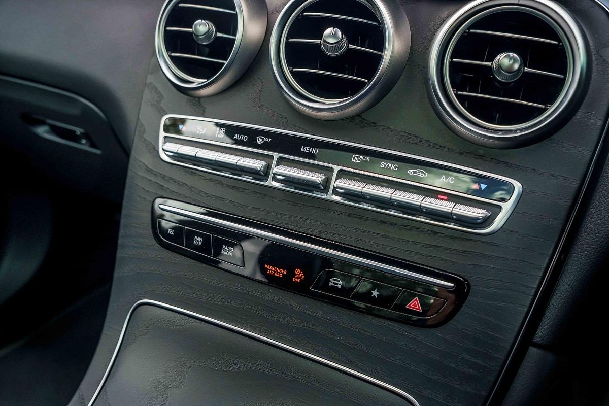 2021 Mercedes-Benz GLC-Class GLC300 X253