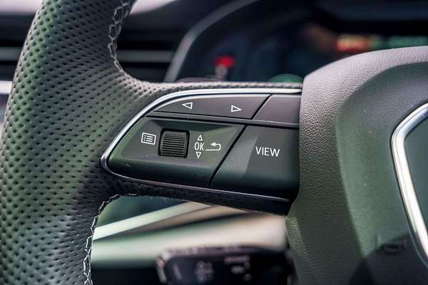 2025 Audi Q7 50 TDI S line 4M