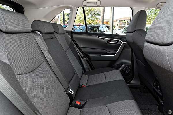 2024 Toyota RAV4 GXL AXAH54R