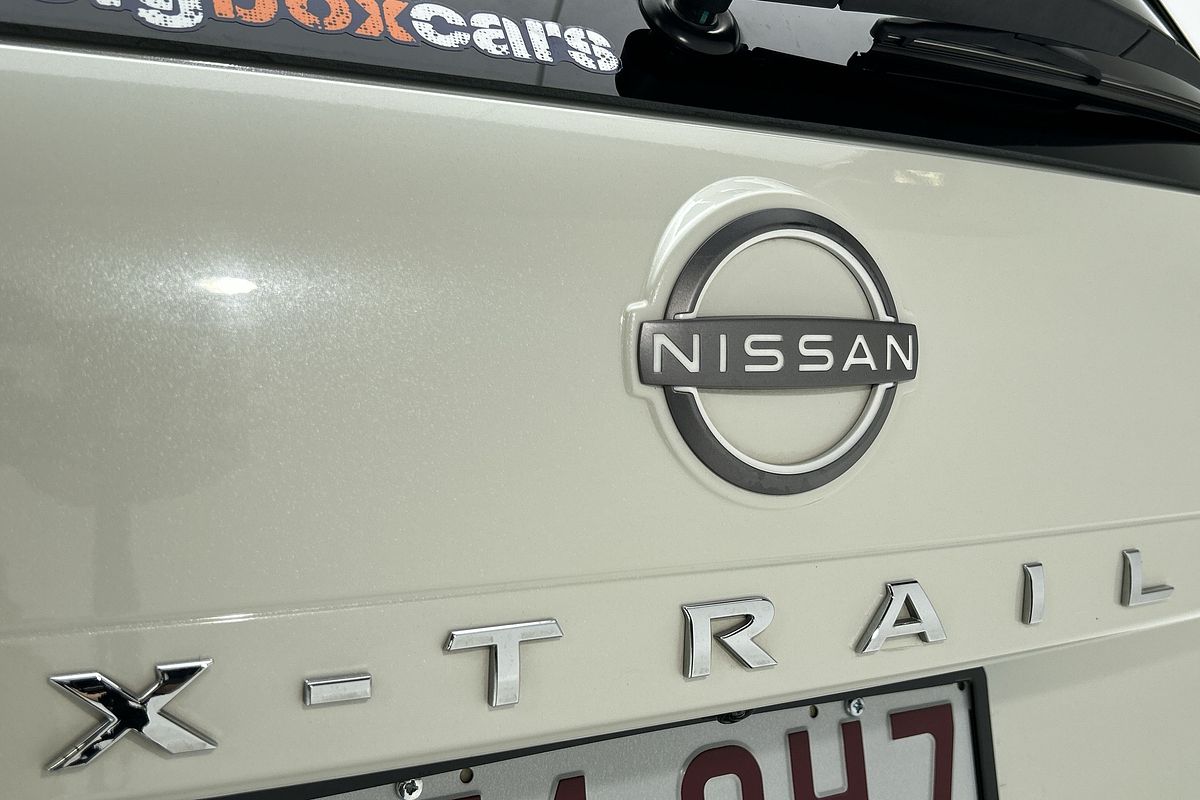2023 Nissan X-TRAIL ST-L T33