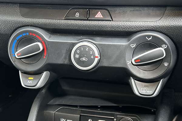 2019 Kia Rio S YB