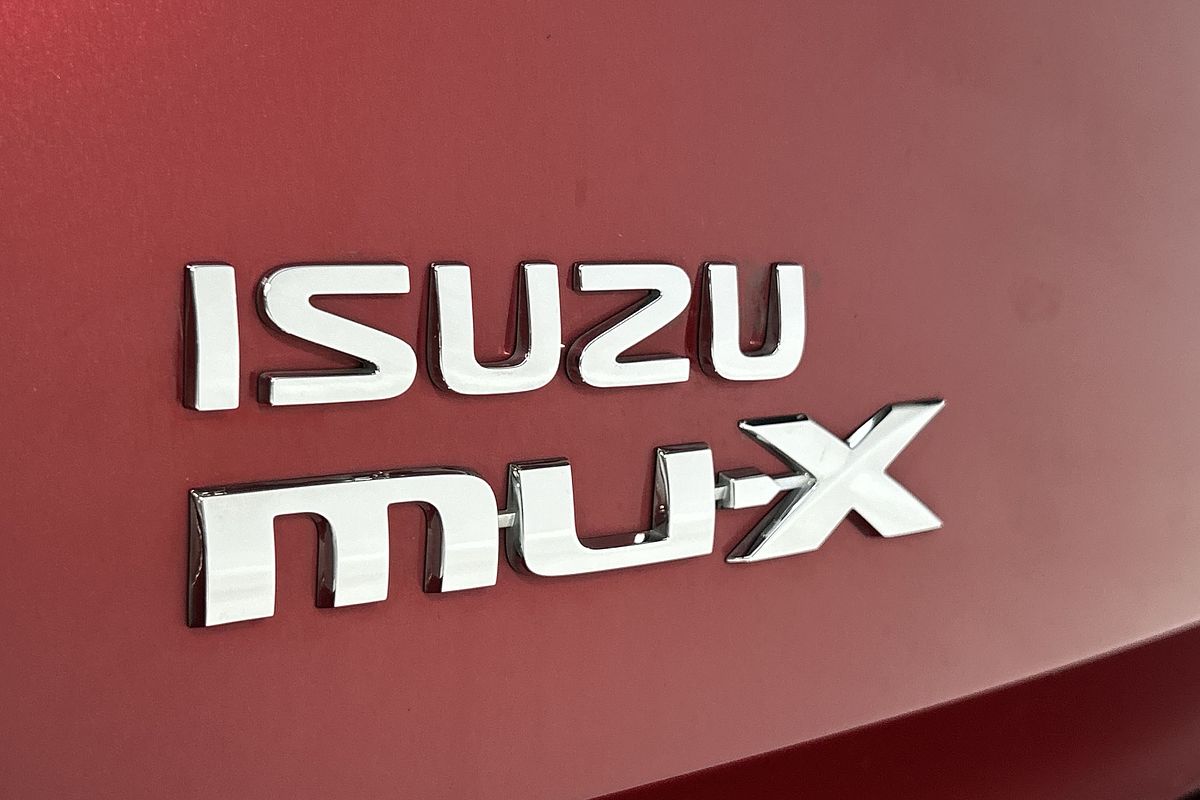 2020 Isuzu MU-X LS-U