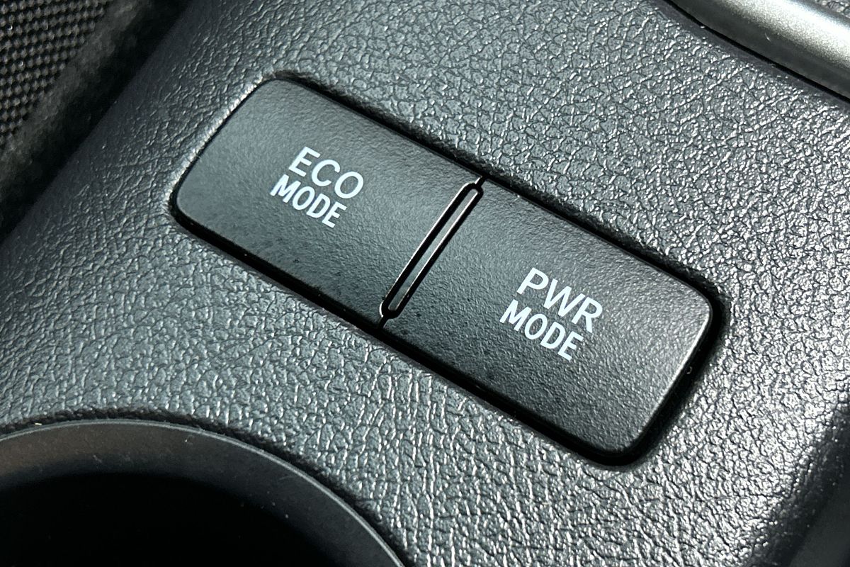 2021 Toyota Hilux SR5 GUN126R 4X4