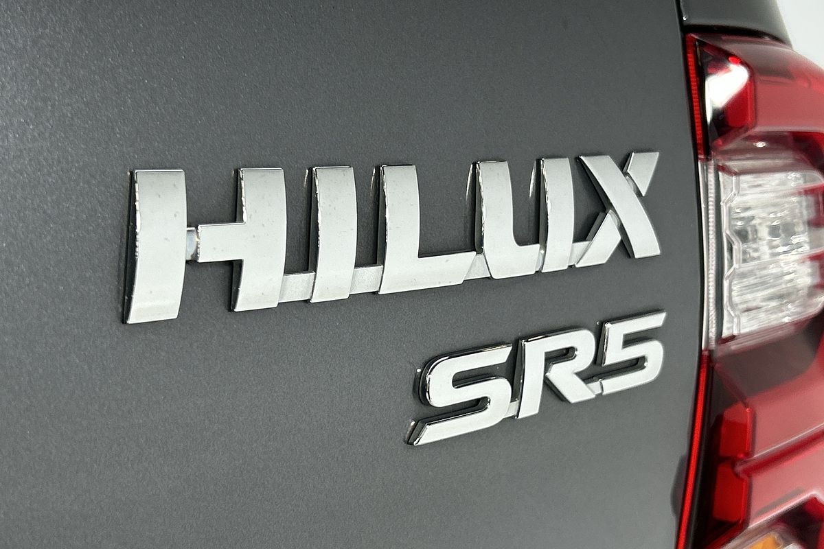 2021 Toyota Hilux SR5 GUN126R 4X4