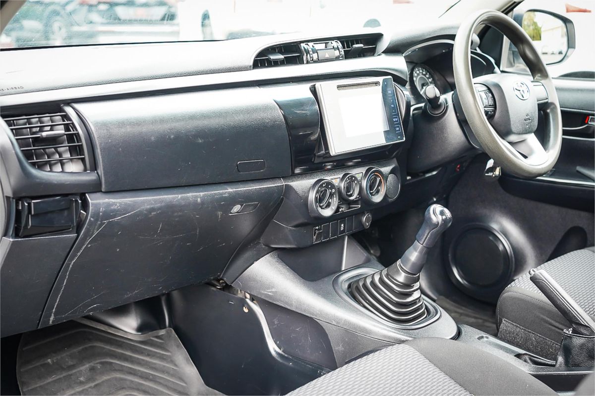 2018 Toyota Hilux Workmate GUN122R Rear Wheel Drive